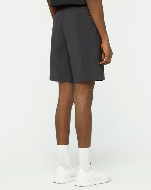 Short court Running noir