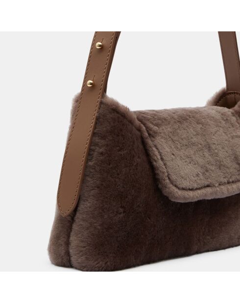 Sac enveloppe en Cuir & Peau Shearli marron foncé 16x28x6 cm