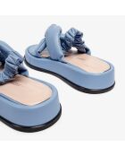 Sandalias de cuero azul pálido para lugares de natación