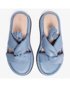 Sandalias de cuero azul pálido para lugares de natación
