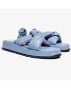 Sandalias de cuero azul pálido para lugares de natación