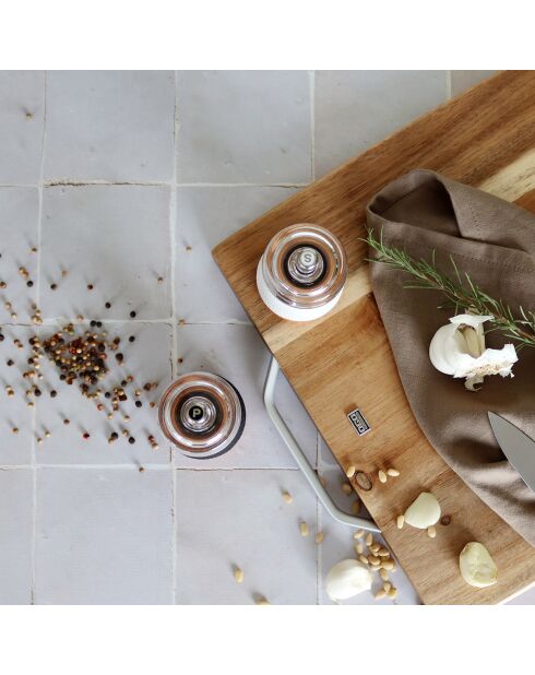 Moulin à poivre en bois de hêtre effet cuir noir