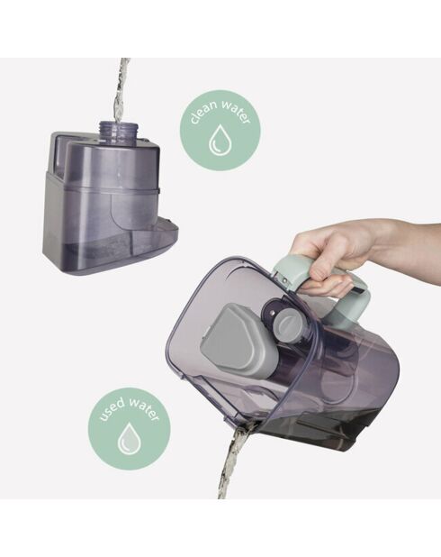 Reiniging van handtextiel in zwart/grijs