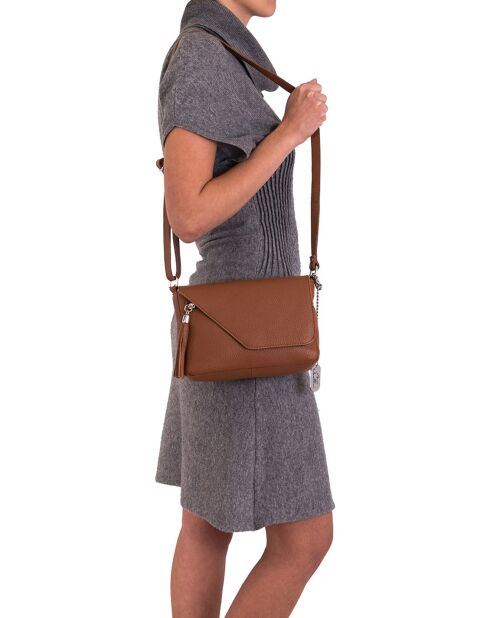 Lola Schultertasche aus cognacfarbenem Leder - 24x18x6 cm