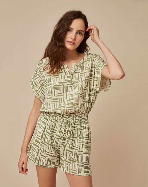 Short Cameron graphic