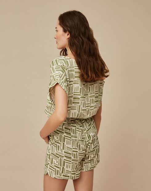 Short Cameron graphic