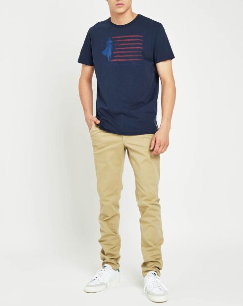 Marineblaues T-Shirt mit Flagge von Gentleman