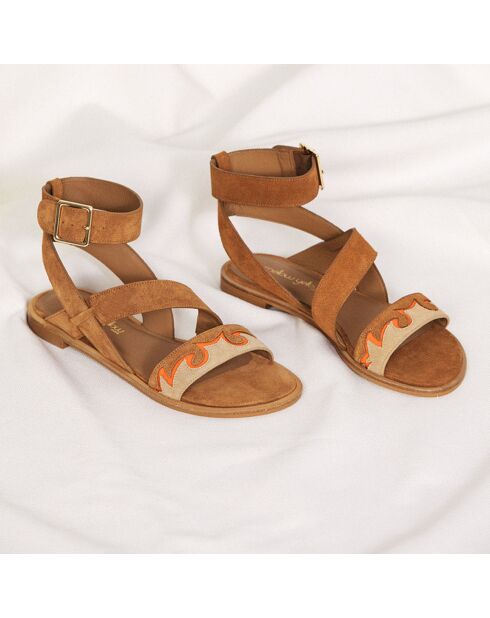 Sandali Judith in pelle color cammello