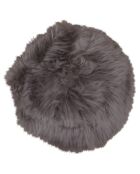 Galette en peau véritable lainée marron clair - D.35 cm