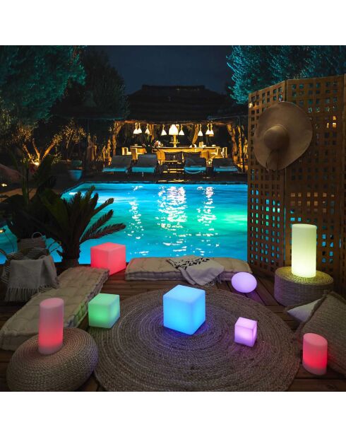 Lampe cube exterieur avec telecommande multicolore - 25x25 cm
