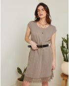 Justine taupe bruine jurk van 100% linnen