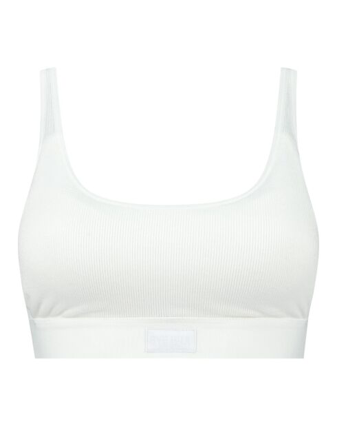 Weißer BH mit natürlichen Rippen