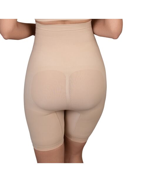 Weiche, beigefarbene Shorts mit hoher Taille