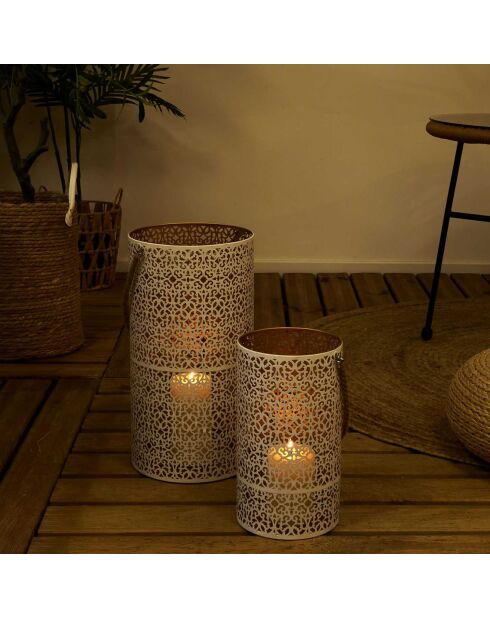 Weiß/goldene Laterne mit Lochmuster - 20,5 x 39 x 20 cm