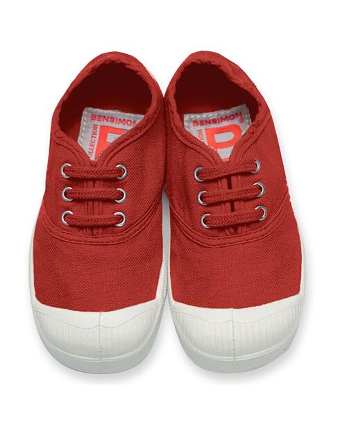 Tennisschuhe mit roten Oeko-Tex® -zertifizierten Baumwollschnürsenkeln