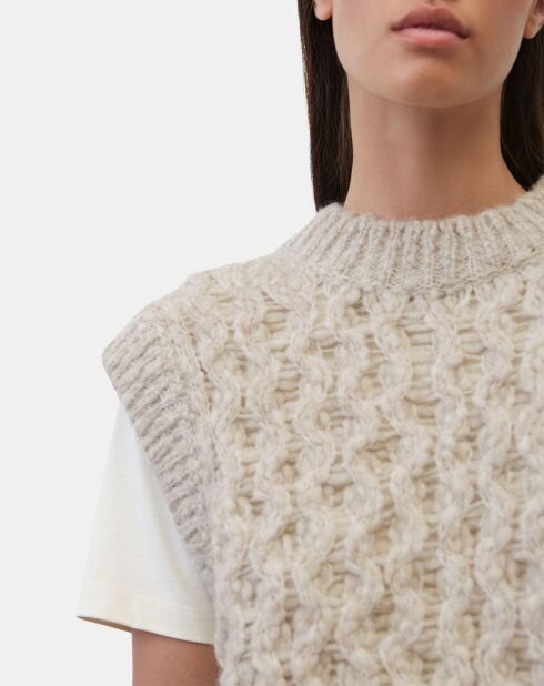 Pull sans manches torsades beige clair