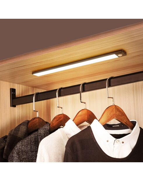 Réglette LED StickyLed Body 4B noire - 40x4x1 cm