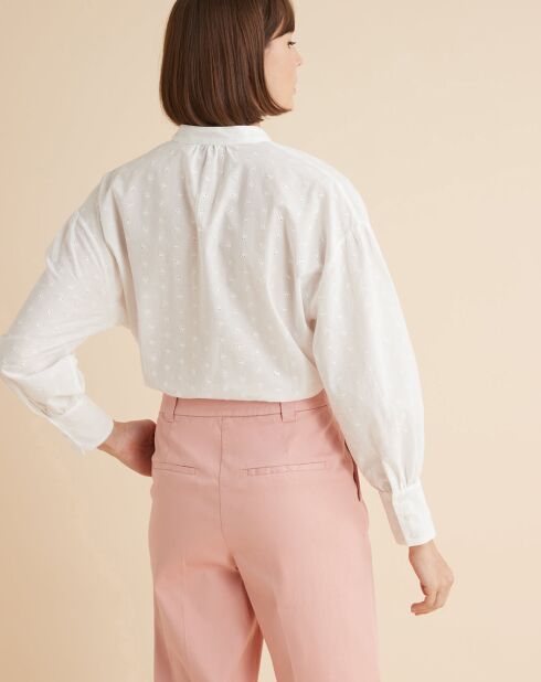 Witte blouse met Engels borduursel