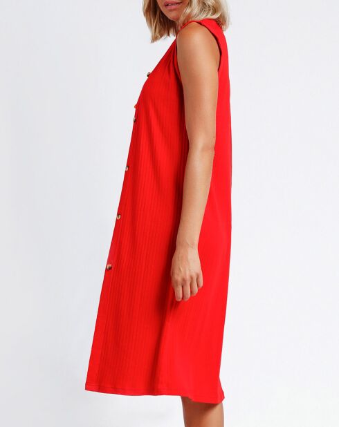 Langes rotes, geripptes Strandkleid