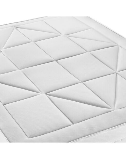 Achtundzwanzig weiße Matratzen+Boxspring-Set — 90x200 cm