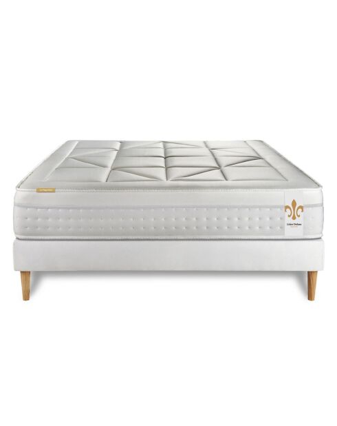 Achtundzwanzig weiße Matratzen+Boxspring-Set - 160x200 cm