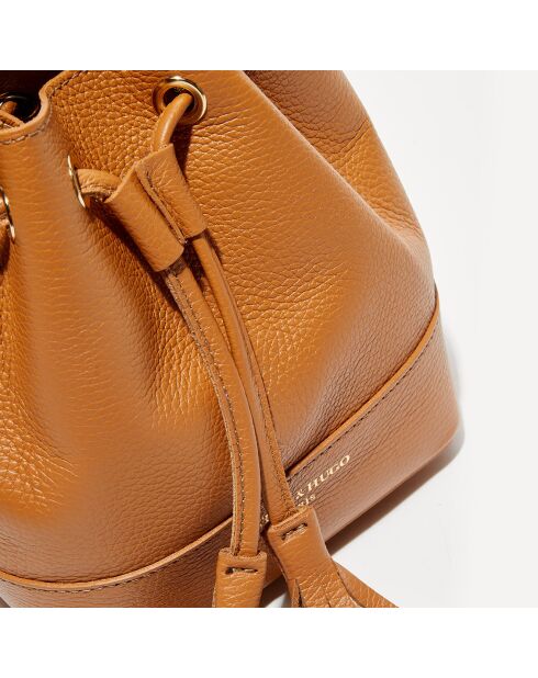 Mini Livy Beuteltasche aus Leder, Camel, 18 x 21,5 x 11 cm