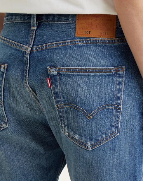 Gerade geschnittene, blau gewaschene Jeansshorts