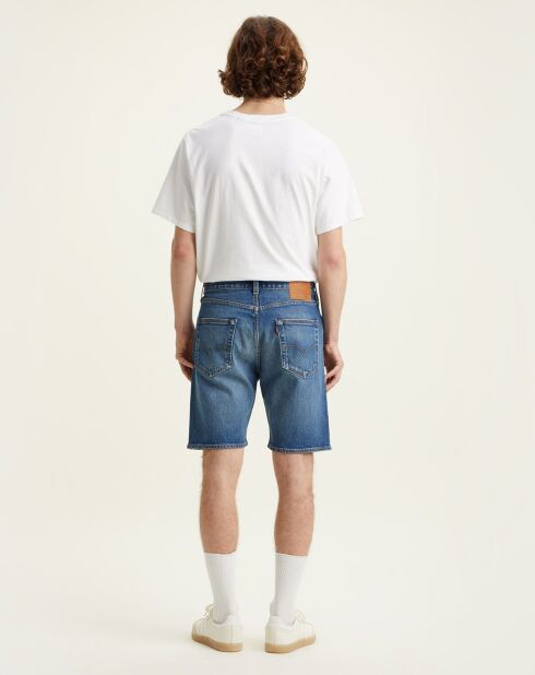 Gerade geschnittene, blau gewaschene Jeansshorts