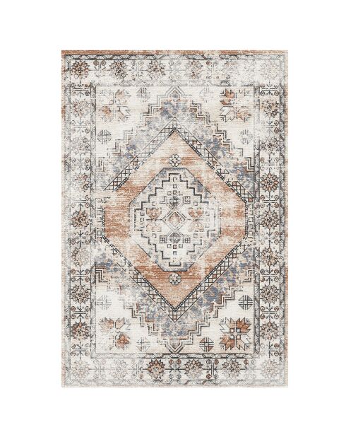 Mehrfarbiger Zimmerteppich