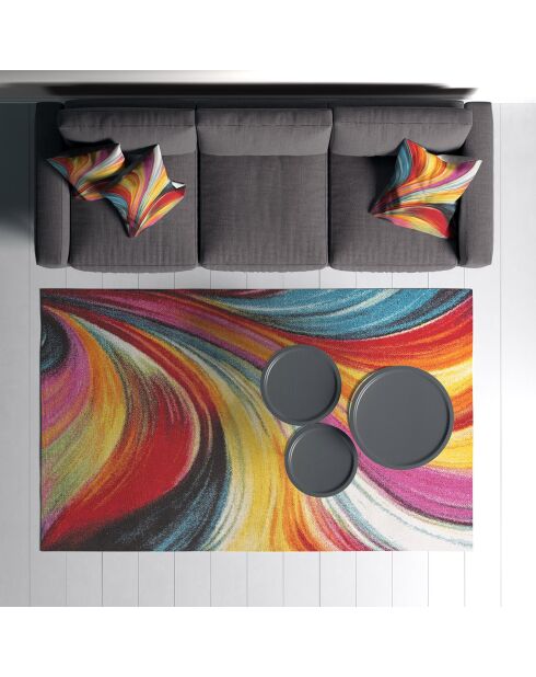 Mehrfarbiger Zimmerteppich