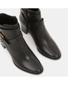 Lederstiefel mit schwarzem Riemendetail - 8 cm Absatz