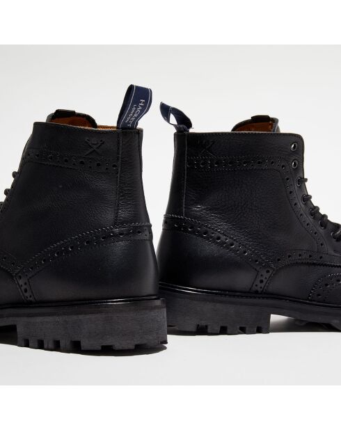 Schwarze britische Schnürstiefel aus Leder