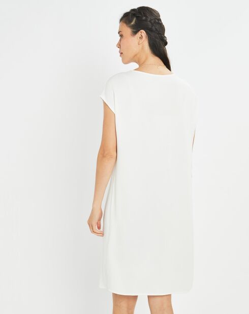 Robe Olsen blanche