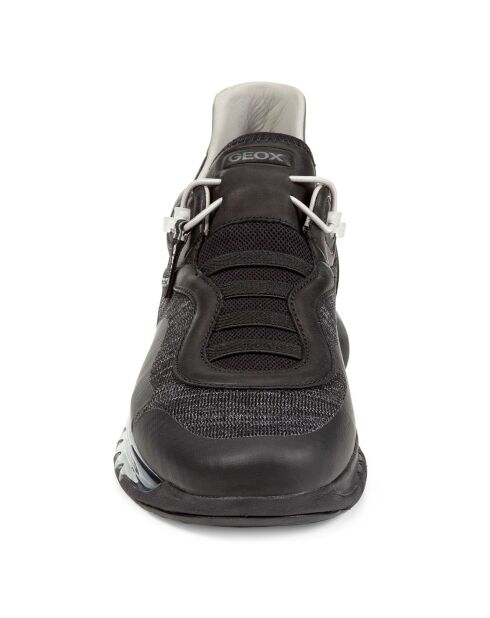 Baskets Levita noires