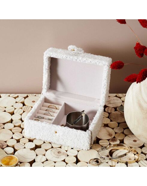 Boite à bijoux bouclette blanche - 11x8x15 cm