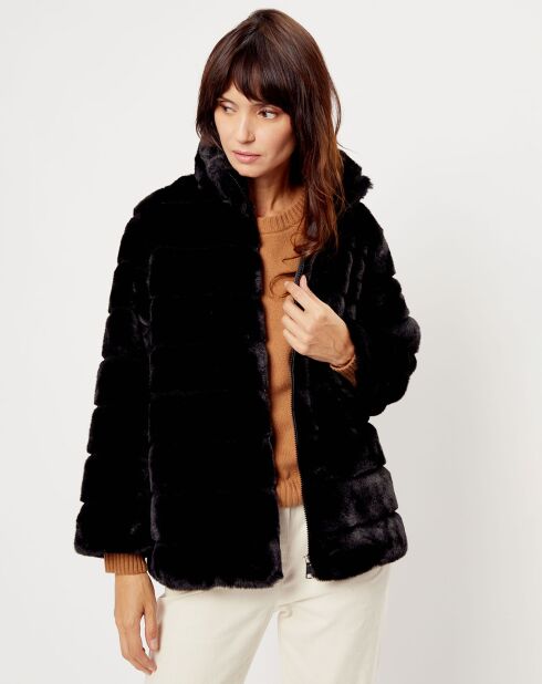 Veste en Fausse Fourrure Irina noire