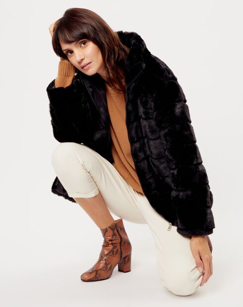 Veste en Fausse Fourrure Irina noire