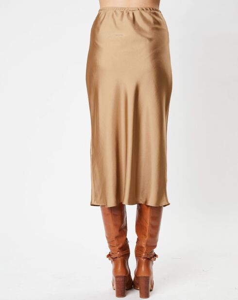 Beige satijnen rok met koorts