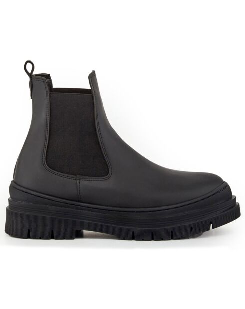 Boots Mae noires