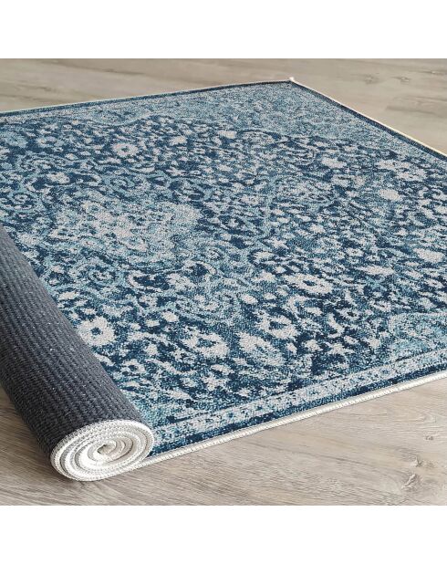 Tapis vintage bleu
