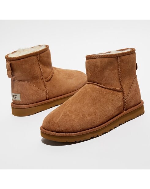 Boots fourrées Laine en Velours de Cuir Classic Mini beiges