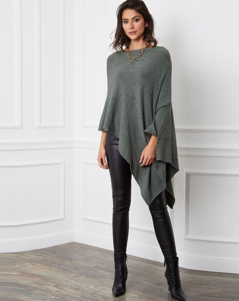 Khakifarbener Poncho aus einer Kaschmirmischung
