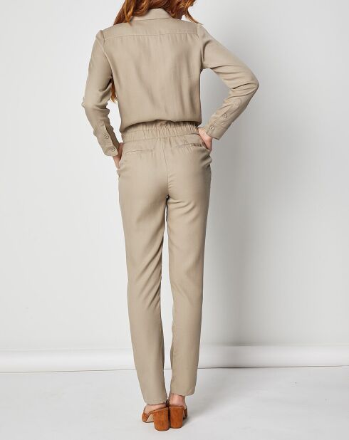 Combinatie van sandelhoutmastiek