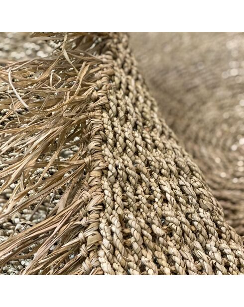 Tappeto tondo in fibre naturali di mendong con frange beige - D.180 cm