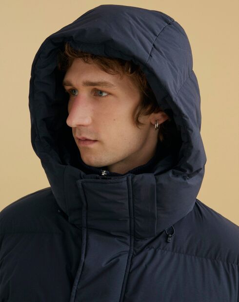 Doudoune courte à capuche noire