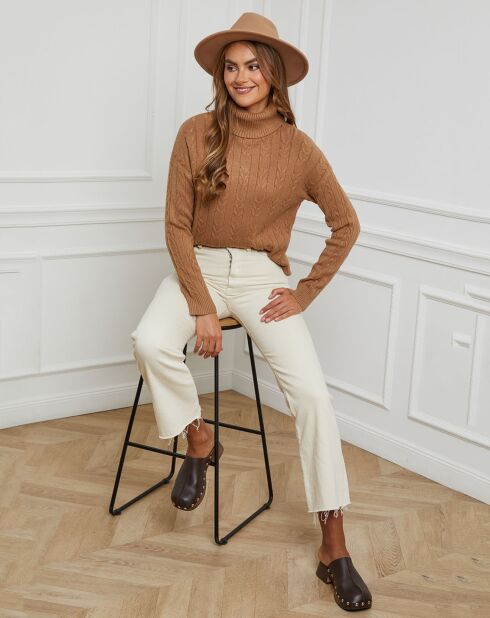 Pull Mila camel