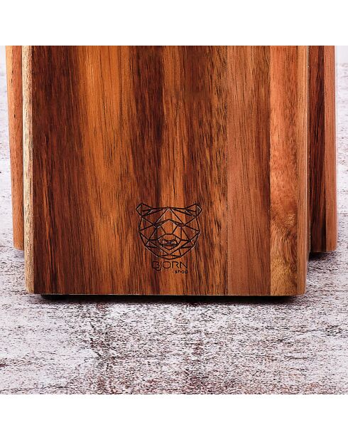 Loviisa Messerblock mit integriertem Spitzer aus lackiertem Holz - 13x15x23 cm