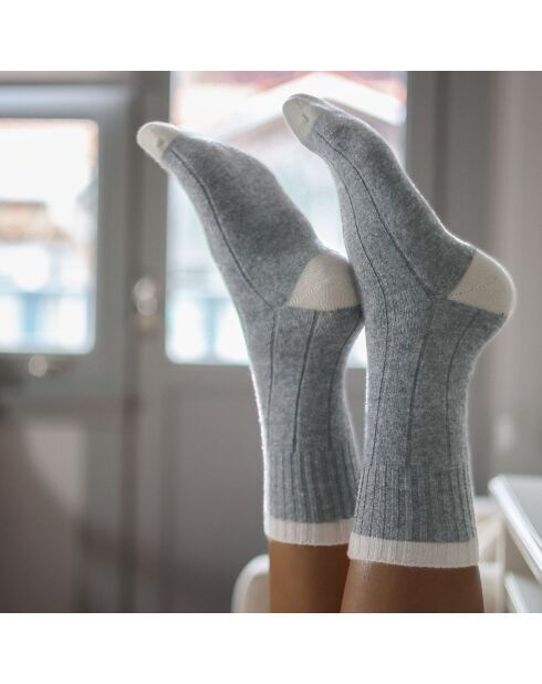 Colección Calcetines de lana merino con bandas grises