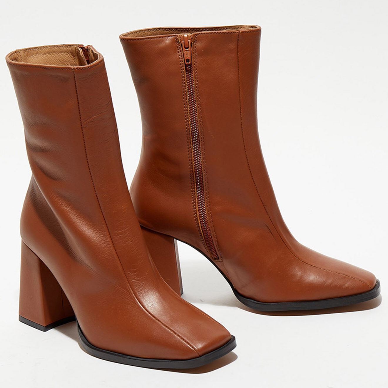 Bottines en Cuir Romy terracotta Talon 8 5 cm Vente privee Apologie BazarChic