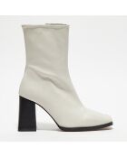 Bottines en Cuir Nicole bicolore noir/beige - Talon 8,5 cm